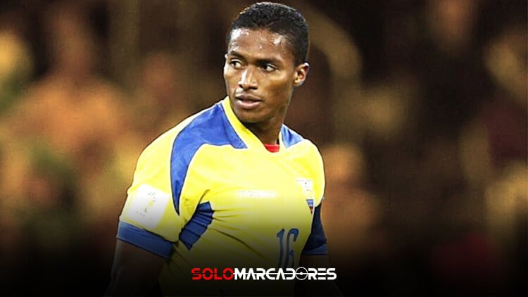 Antonio Valencia indignado por el arbitraje del partido Ecuador vs Brasil