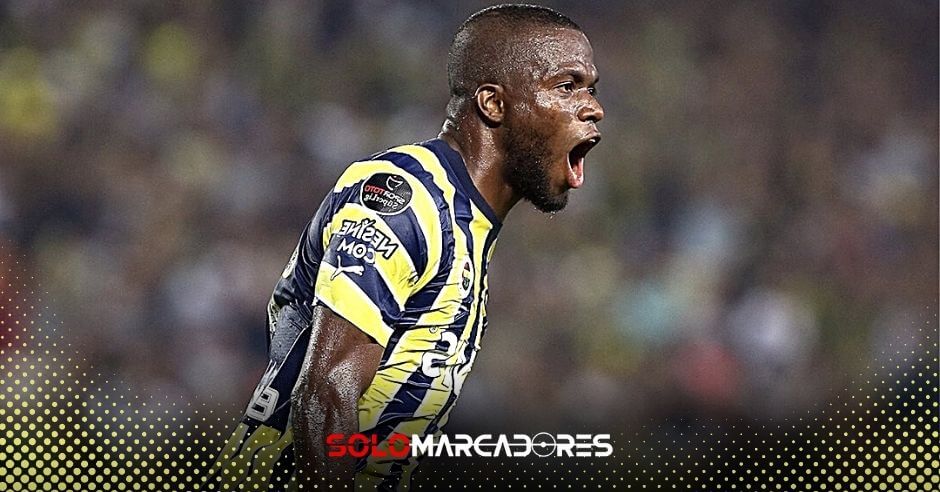 Énner Valencia, se convierte en el máximo goleador mayor de 30 años en el mundo