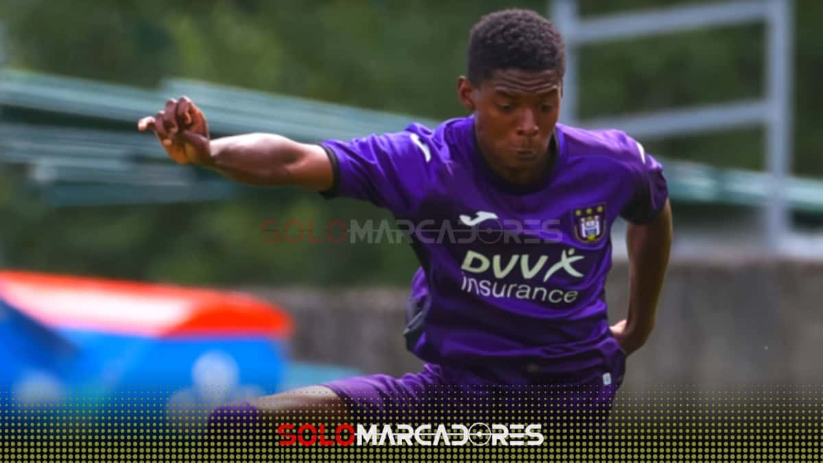 Nilson Angulo en el equipo de Anderlecht