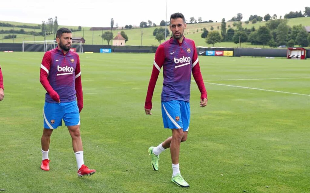 Messi quiere de vuelta a Busquets y Alba en el Barcelona: sus deseos para la próxima temporada 2 Foto de FC Barcelona - Sergio Busquets y Jordi Alba entrenamiento