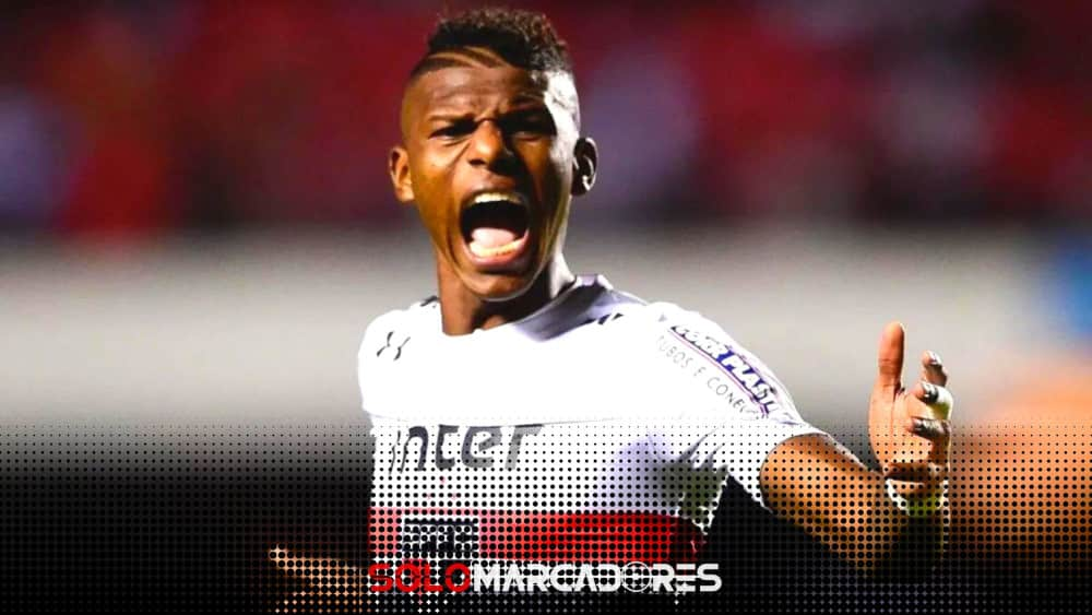 Victoria del Sao Paulo en el Brasileirao con Robert Arboleda