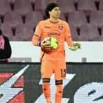 Guillermo Ochoa, galardonado como MVP del Salernitana en la Temporada 2022-23