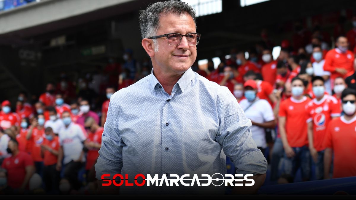 Independiente del Valle tiene en la mira a Juan Carlos Osorio como posible reemplazo de Anselmi