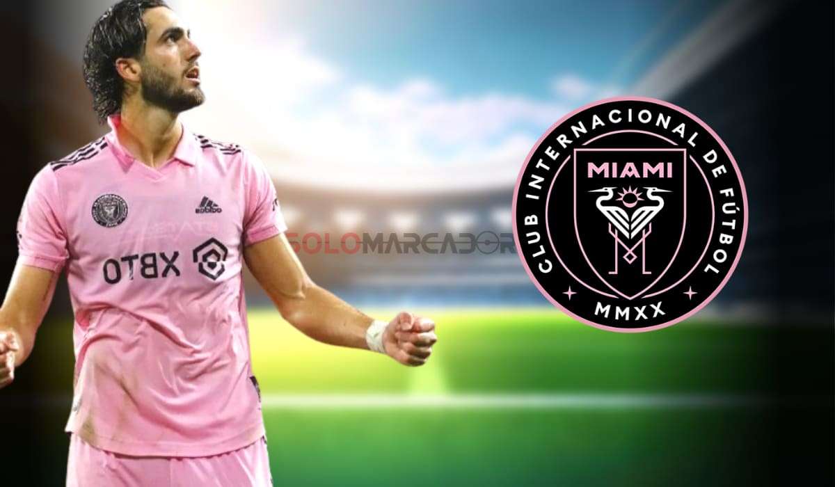 Leonardo Campana Entre Leyendas del Fútbol Mundial