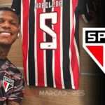Robert Arboleda se lleva la victoria con Sao Paulo ante Corinthians en Choque de Tricolores 3 Robert Arboleda se lleva la victoria con Sao Paulo ante Corinthians en Choque de Tricolores