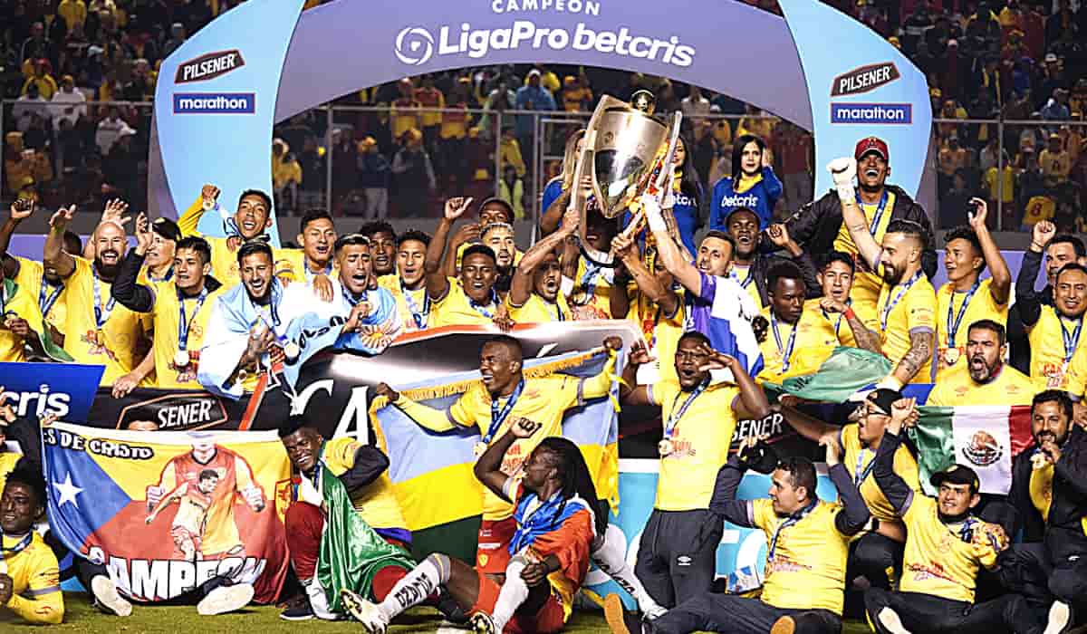 Controversia en Aucas Ex Jugadores denuncian incumplimiento de premios por parte de Danny Walker
