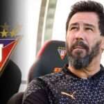 Pablo Sánchez confía en Zambrano y un Juvenil para el enfrentamiento contra Macará 3 Pablo 'Vitamina' Sánchez: El Nuevo Comandante de LDU con Grandes Expectativas