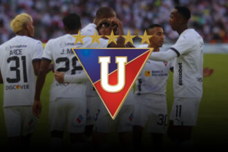 ¡La CIMA del Fútbol Ecuatoriano en Juego! Liga de Quito y Vitamina Sánchez Preparan su Mejor Estrategia