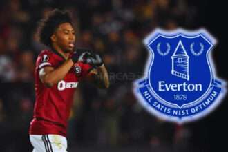 Everton lanza millonaria oferta por Ángelo Preciado y podría sacudir el mercado