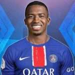 Willian Pacho brilla en el PSG, pero no todos en Francia lo valoran