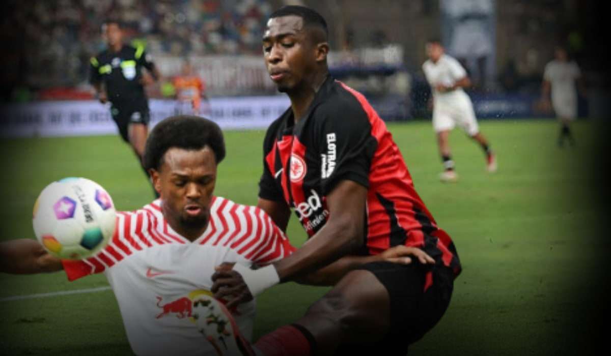 William Pacho al PSG El Futuro del Fútbol Ecuatoriano en Europa
