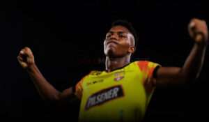 ¿Debería Djorkaeff Reasco buscar nuevos horizontes fuera de Barcelona SC? 1 ¿Debería Djorkaeff Reasco buscar nuevos horizontes fuera de Barcelona SC?