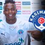 ¡Jhon Espinoza busca su redención! El lateral de Kasimpasa se prepara para llamar la atención en La Tri 3 Jhon Espinoza busca su redención