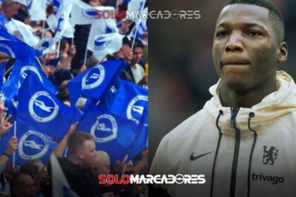 Mientras los hinchas del Brighton lo abuchearon, los del Chelsea hicieron ESTO con Moisés Caicedo