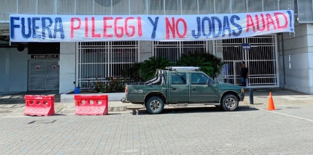 ¿Qué Pasa en Emelec? Jugadores Rompen el Silencio y Apuntan a la Directiva