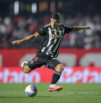 🔥🌟¡Alan Franco se queda en Brasil! Atlético Mineiro le extiende el contrato hasta 2027