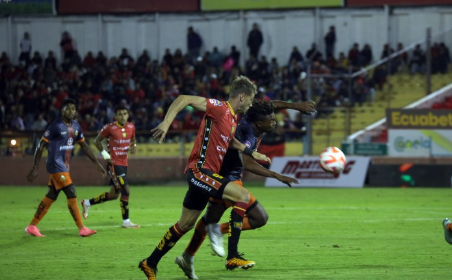 VIDEO |🌟💥¡Libertad FC sorprende y hunde al Deportivo Cuenca en su propia casa!
