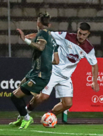 VIDEO |¡Golpe en Riobamba! Mushuc Runa pierde en casa y deja escapar la punta de la LigaPro