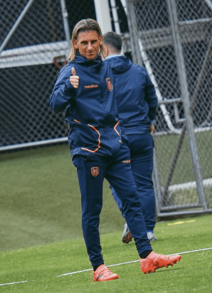 ¡Sebastián Beccacece tiene un desafío claro! La altura de Quito y el sueño mundialista de La Tri 1 ¡Sebastián Beccacece tiene un desafío claro! La altura de Quito y el sueño mundialista de La Tri