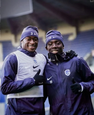 ⚽️¡Yaimar Medina sigue sin debutar en el Genk! Mientras tanto, su equipo defiende la cima🚀