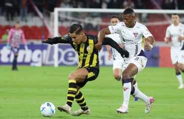 ¡El Rey despertó en Quito! El doblete de Alex Arce que ilusiona a toda LDU en la Libertadores