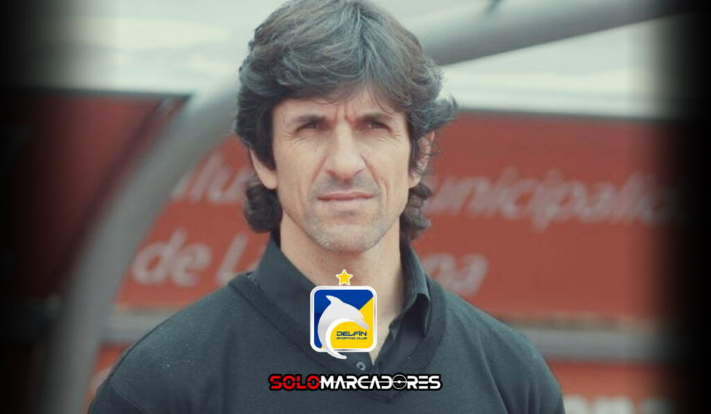 Delfín apuesta por sorpresa extranjera