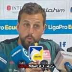 ¡Explotó Nicolás Chietino! El DT de Delfín no aguantó la goleada y arremetió contra la prensa 3 Explotó Nicolás Chietino