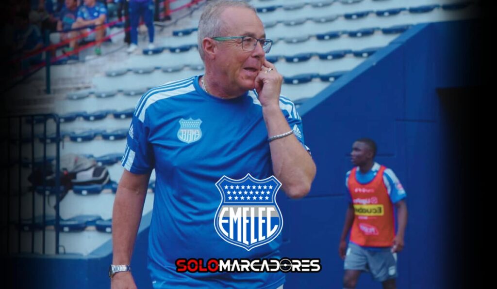 ¡Con nueve hombres y casi ocho meses después! La hazaña que Emelec necesitaba 1 Lo que Jorge Célico recibió tras el empate de Emelec