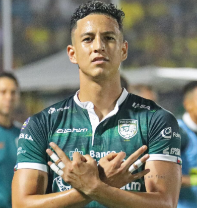 ¿Miguel Parrales rumbo al Astillero? El goleador que podría sacudir el mercado ecuatoriano