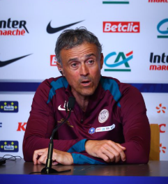 Fútbol ecuatoriano en alto: Willian Pacho destaca en su primer año con el PSG