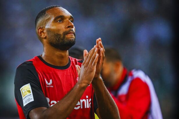 El compañero de Piero Hincapié que sacude el mercado del fútbol europeo