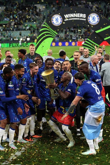 El mensaje de Moisés Caicedo tras su golazo en la final: ¿a quién le dedica su título europeo?