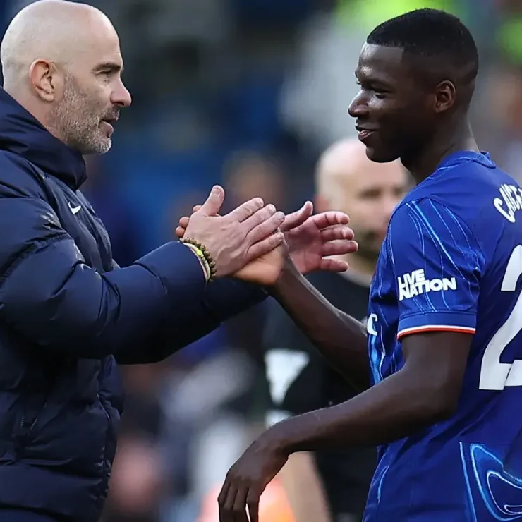 ¿Qué tiene Moisés Caicedo que lo hace destacar más allá del fútbol?