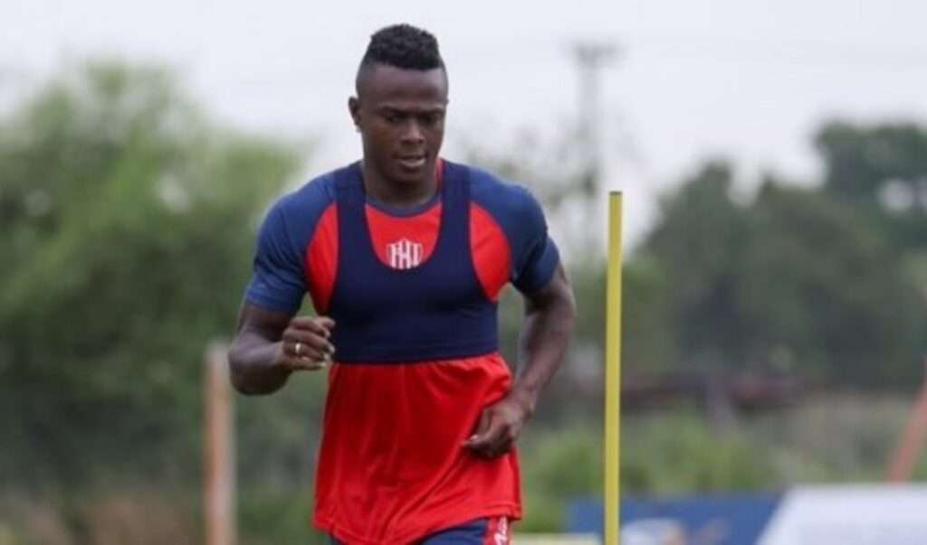 ¿Se cae otro fichaje? El caso Tin Angulo enciende las alarmas en Emelec y el fútbol ecuatoriano 1 ¿Se cae otro fichaje? El caso Tin Angulo enciende las alarmas en Emelec y el fútbol ecuatoriano