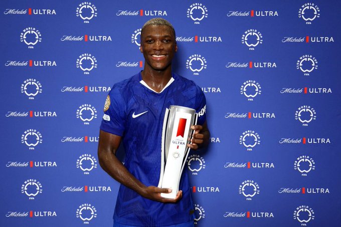 ¡Moisés Caicedo elegido el mejor del partido ! El fútbol ecuatoriano tiene a su nuevo MVP