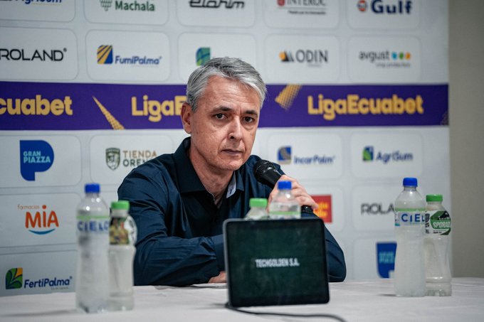 Tiago Nunes rompe el silencio tras la sorpresiva derrota ante Orense