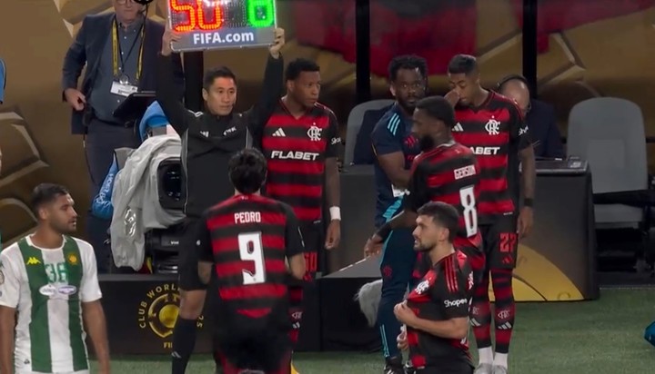 ¡Gonzalo Plata está de vuelta! 🔥⚽ El extremo ecuatoriano volvió a jugar con Flamengo en el Mundial de Clubes 1 ¡Gonzalo Plata está de vuelta! 🔥⚽ El extremo ecuatoriano volvió a jugar con Flamengo en el Mundial de Clubes