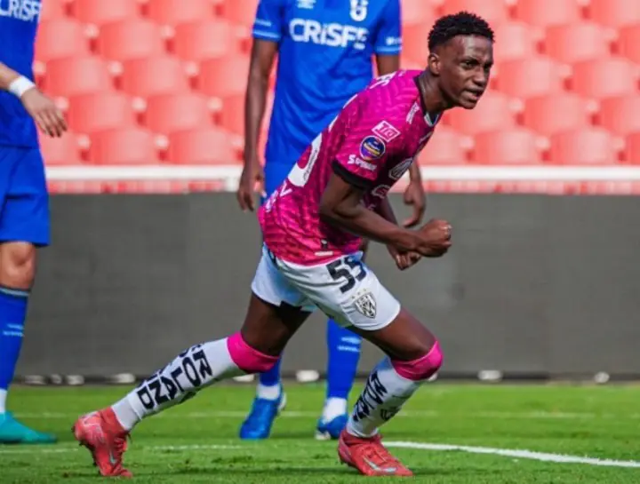 Independiente del Valle venció a Universidad Católica y le sacó más distancia a Barcelona SC