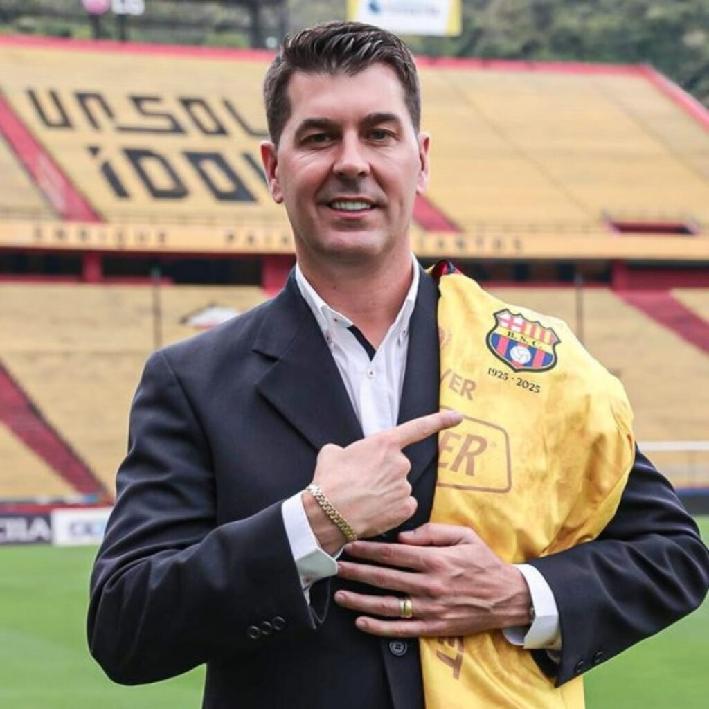 ¡La era de Ismael Rescalvo en Barcelona SC comienza! Su primera alineación sorprende a la hinchada