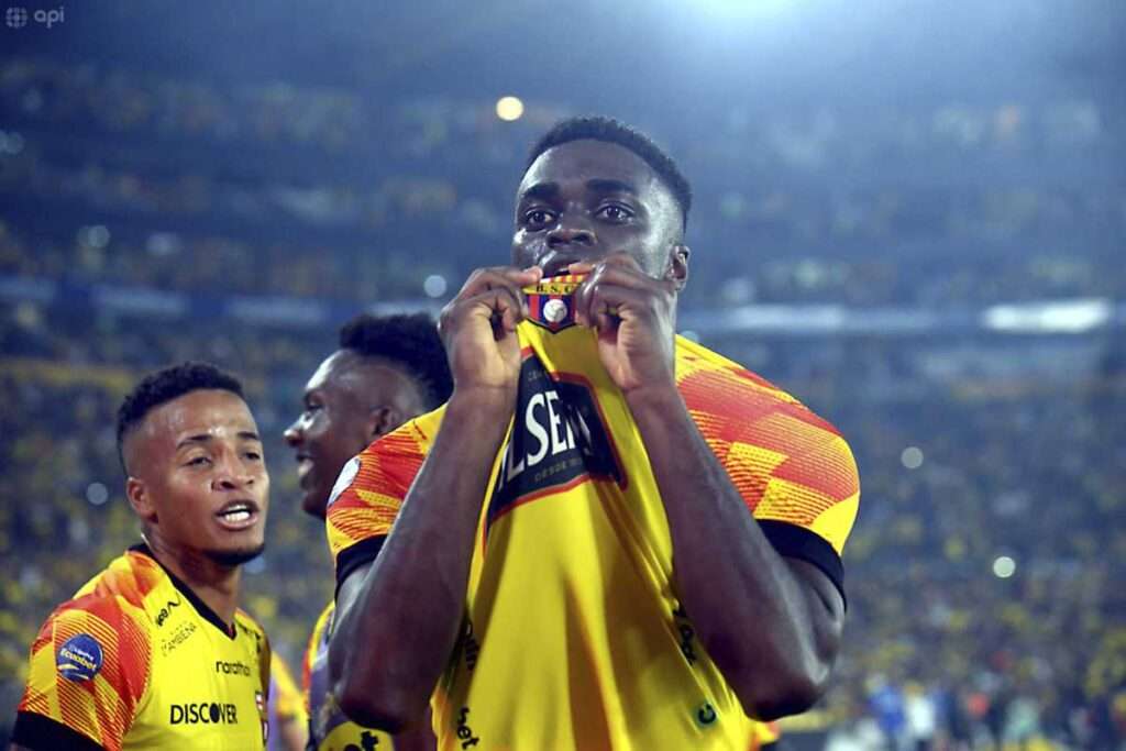 ¡Escándalo en el fútbol ecuatoriano! Barcelona SC acumula siete demandas y podría quedarse sin fichar