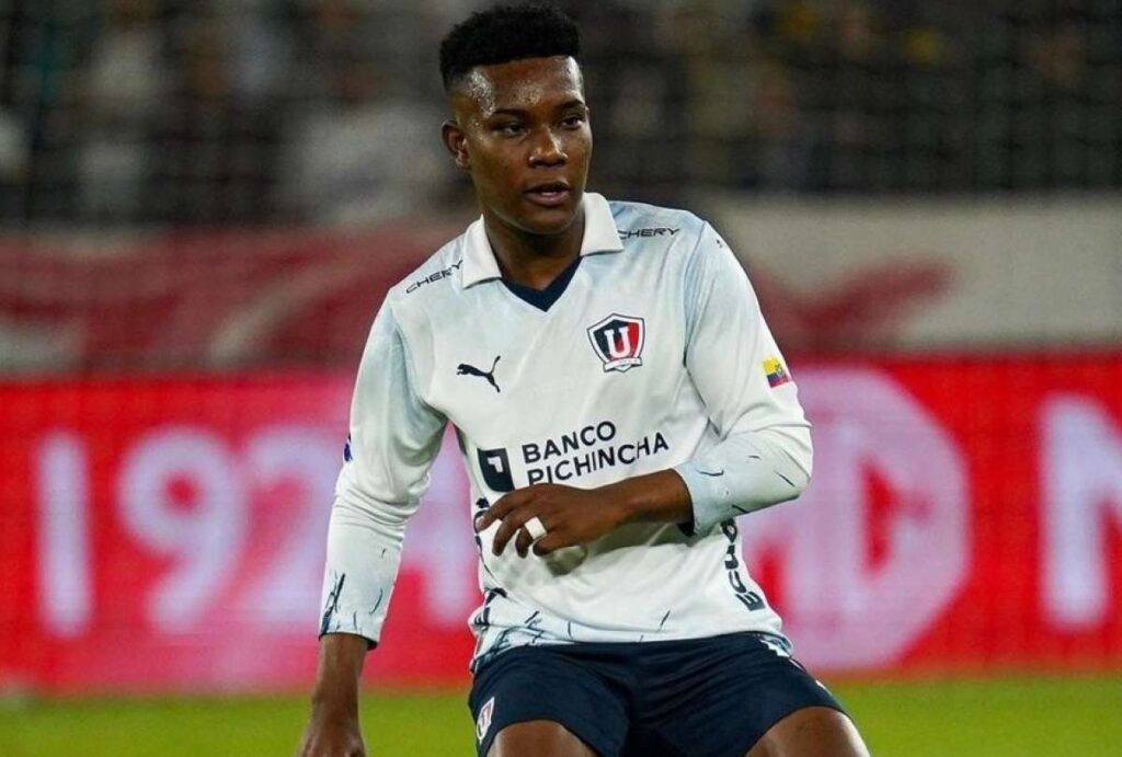 Esteban Paz destapa las razones por las que Liga frustró el pase de Óscar Zambrano al Bournemouth