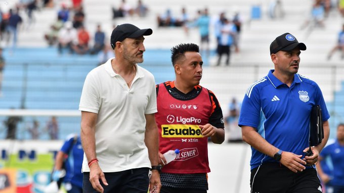 “Ganamos, pero no me voy contento”: El debut con doble filo de Guillermo Duró en Emelec 1 Guillermo Duró en Emelec