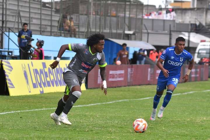 Manta venció 4-2 a la Chatoleí