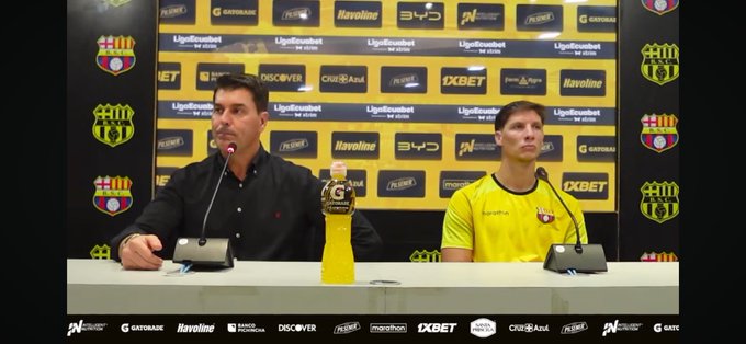 🟡⚫"El equipo ha mejorado": Ismael Rescalvo insiste en la evolución de Barcelona pese al empate 🙄⚽ 1 🟡⚫"El equipo ha mejorado": Ismael Rescalvo insiste en la evolución de Barcelona pese al empate 🙄⚽