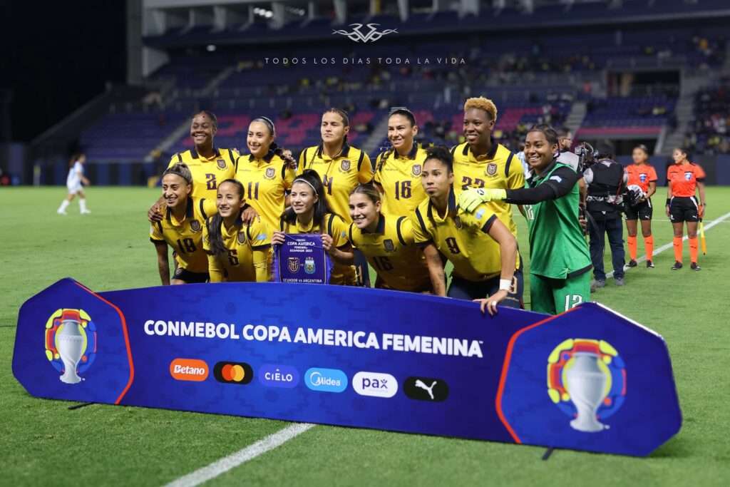 El explosivo reclamo de Miguel Ángel Loor tras la eliminación en Copa América Femenina