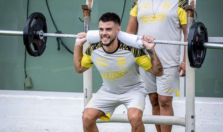 Barcelona SC quiere comprar a Joaquín Valiente