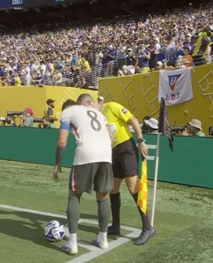 ¿Por qué Liga de Quito fue tendencia durante el Chelsea vs Fluminense? El detalle que sorprendió a todos 3 Liga de Quito