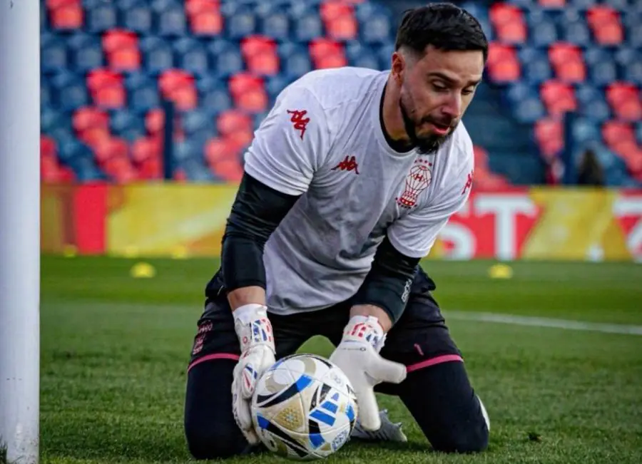 Hernán Galíndez volvió al arco