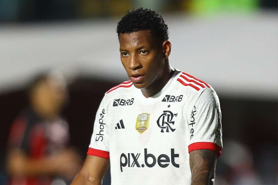 Gonzalo Plata aportó en el empate