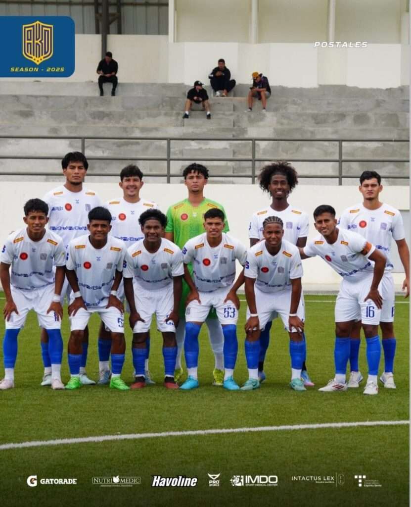 Debut amargo para el equipo de Kitu Díaz: Dreamers FC quedó fuera en la Segunda Categoría de Santa Elena